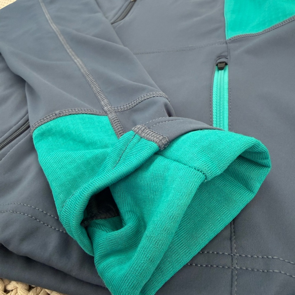 Patagonia Wind Shield Hybrid Jacket | Women’s Small | Blue and Teal - Picture 5 of 9